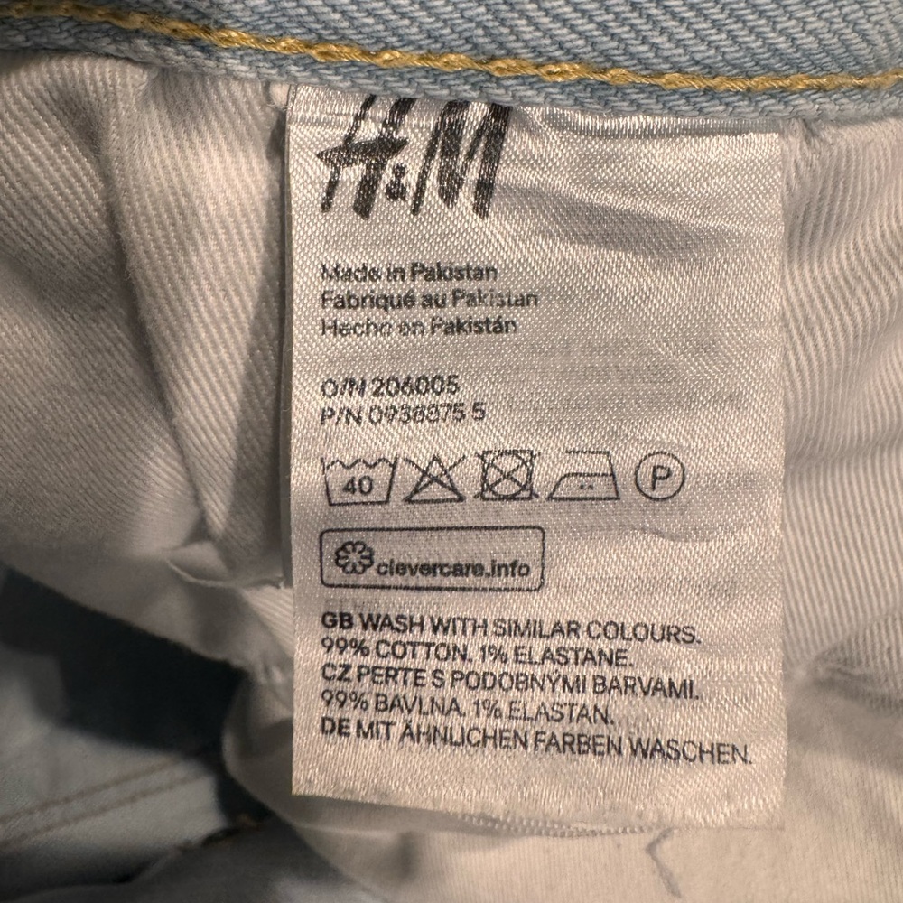 H&M Mens Light Blue Distressed Slim Tapered Jeans Size 32/32 Gently Used - Picture 4 of 6